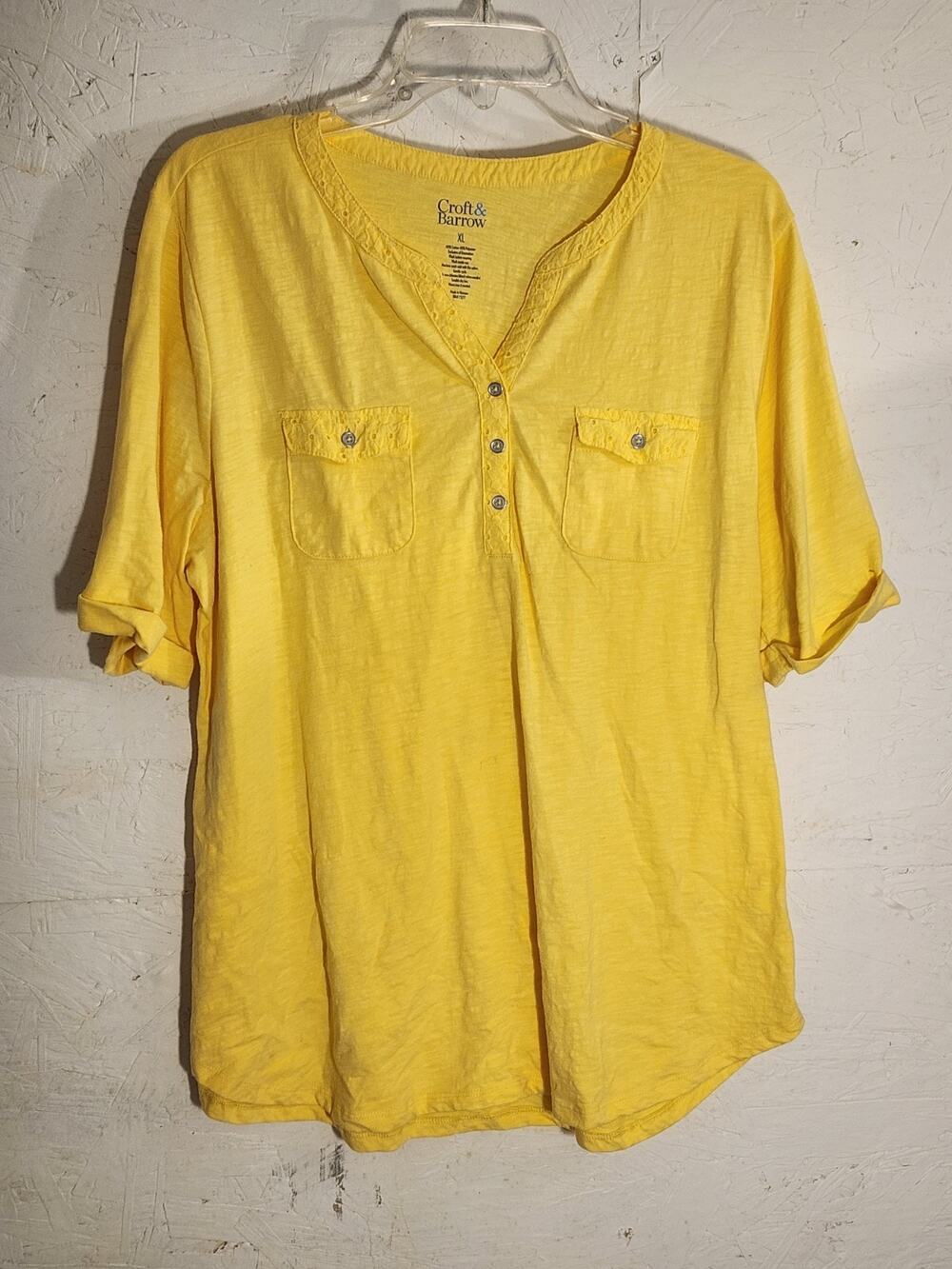 Croft And Barrow Women's Yellow Blouse V Neck Short Sleeve XL